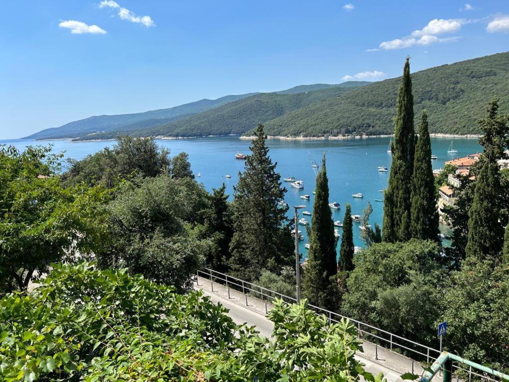 Apartment Near The Sea 650 Rabac Zewnętrze zdjęcie